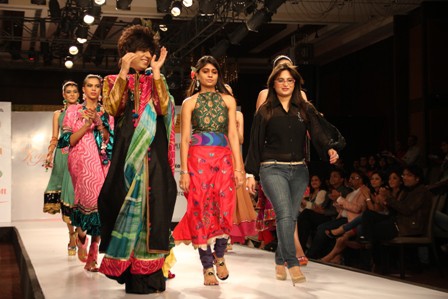 Rahul Verma, Poonam Patel, Swati Modo Rahul Verma, Poonam Patel, Swati Modo