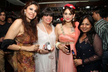 Salloli,Sylvie and Meenakshi with the Host Salloli,Sylvie and Meenakshi with the Host