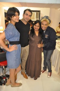 Model Divya, Designer Amit Trikha, Dolly J & Aamir Zakir Model Divya, Designer Amit Trikha, Dolly J & Aamir Zakir