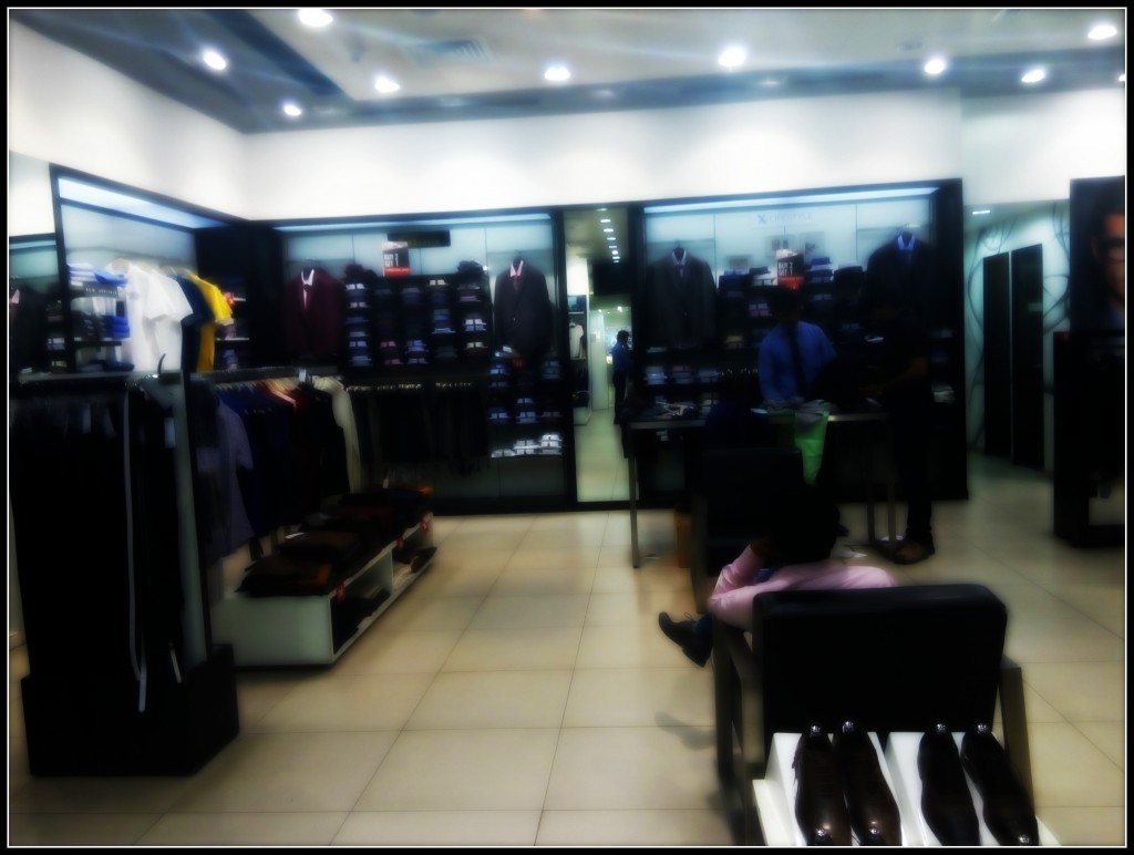 Van Heusen Store