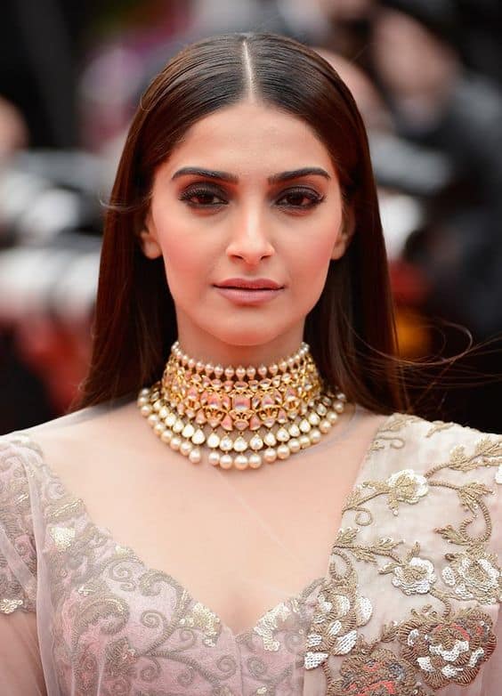 Choker Necklace